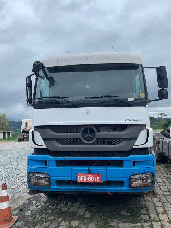 MERCEDES-BENZ AXOR 2018 6X4 - Foto 1