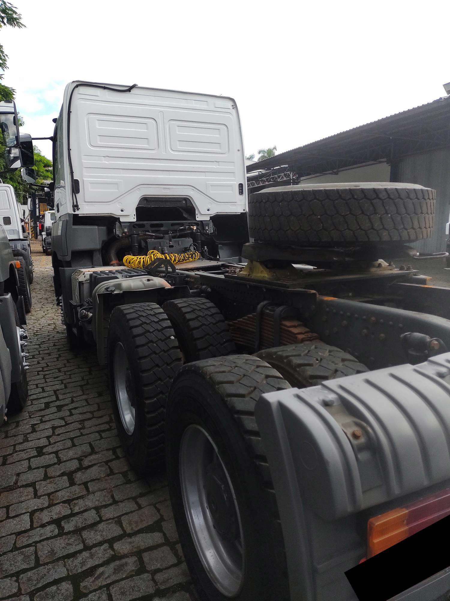 MERCEDES-BENZ AXOR 2018 6X4 - Foto 2