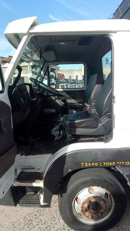 VOLKSWAGEN 10-160 2015 - Foto 3
