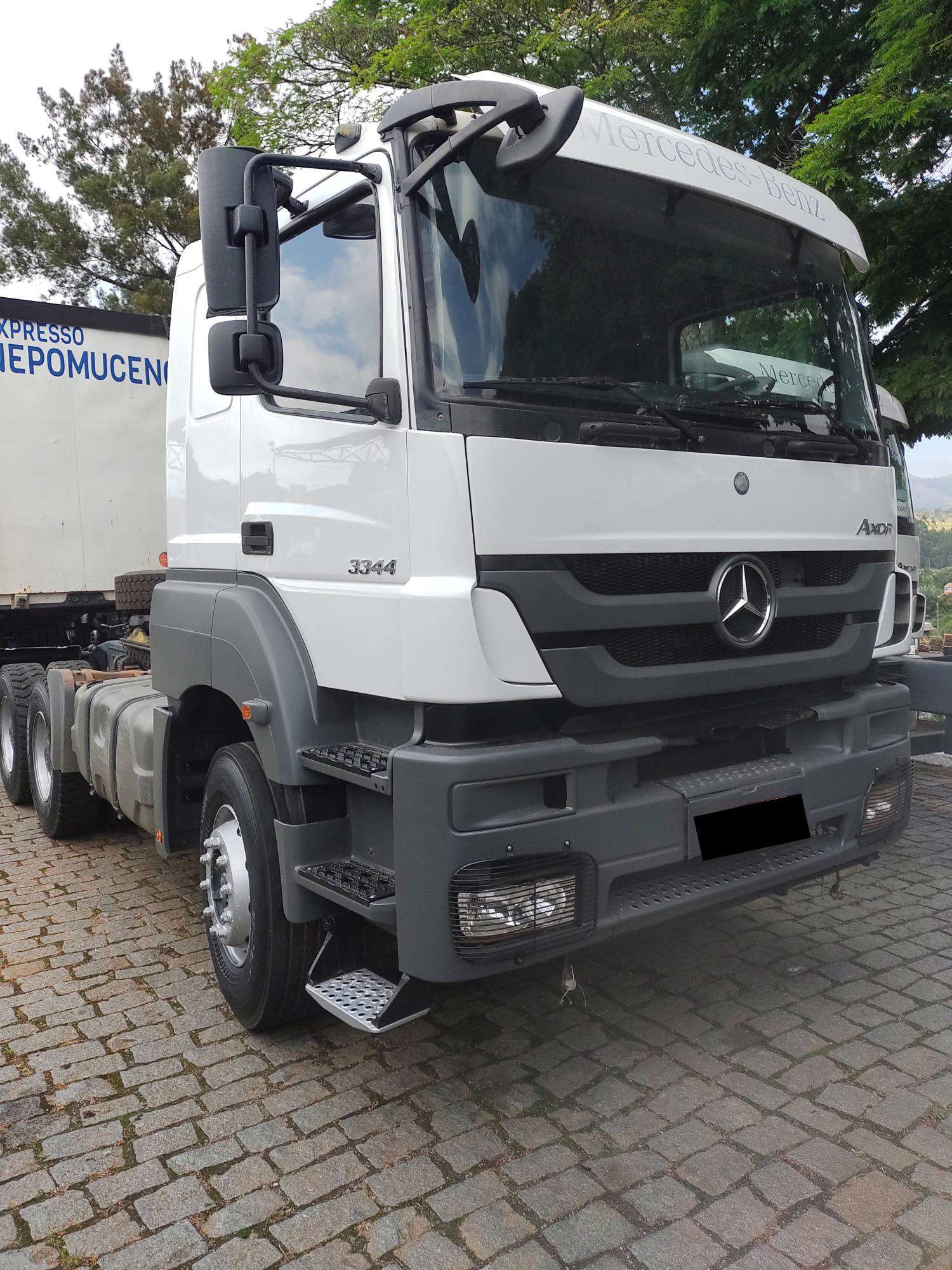 MERCEDES-BENZ AXOR 2018 6X4 - Foto 3