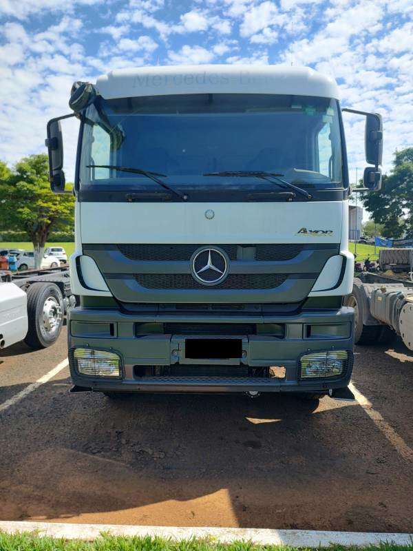 MERCEDES-BENZ AXOR 2019 6X4 - Foto 5