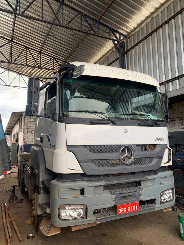 MERCEDES-BENZ AXOR 2018 6X4 - Foto 1