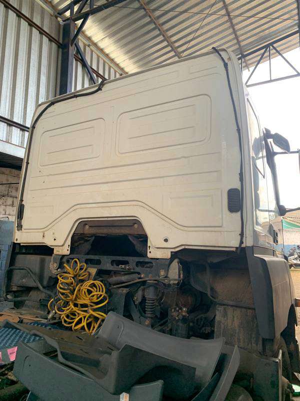 MERCEDES-BENZ AXOR 2018 6X4 - Foto 4