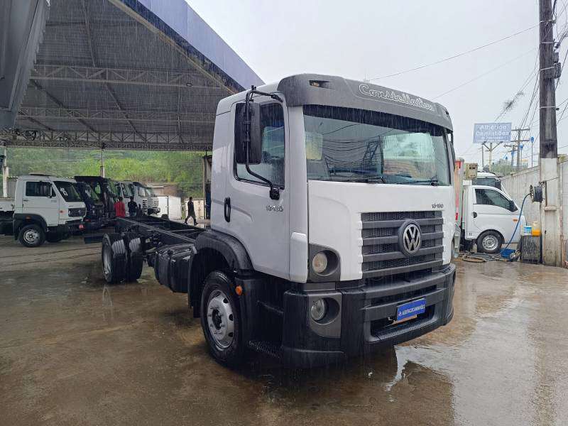 VOLKSWAGEN 13-180 2010 - Foto 2