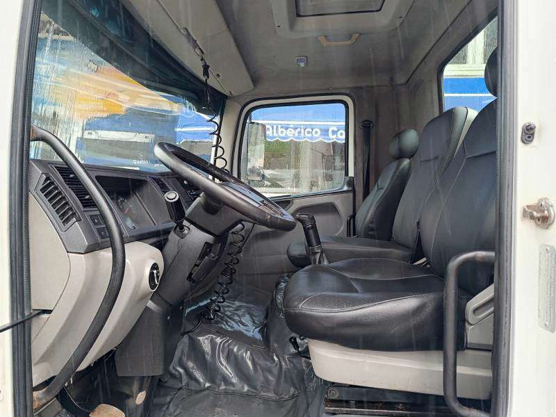 VOLKSWAGEN 13-180 2010 - Foto 7