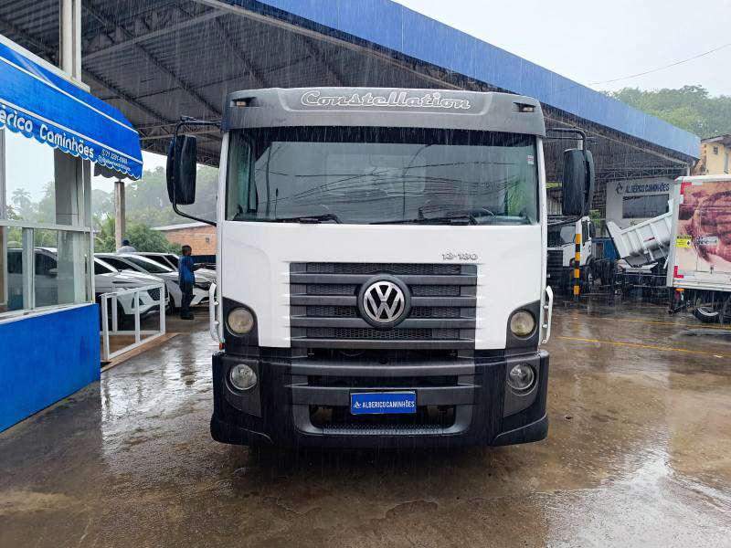 VOLKSWAGEN 13-180 2010 - Foto 1