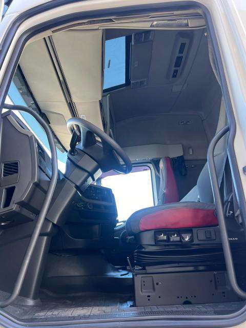 VOLVO FH-460 2021 6X2 - Foto 8