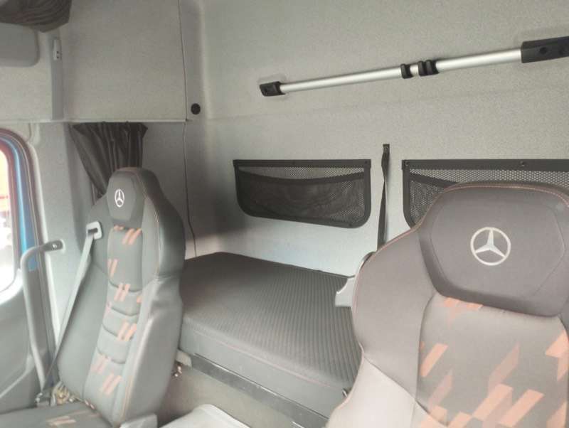 MERCEDES-BENZ ATEGO 2018 8X2 - Foto 6