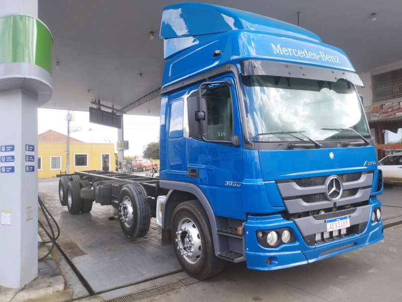 MERCEDES-BENZ ATEGO 2018 8X2 - Foto 3