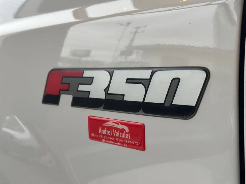 FORD F-350 2018 - Foto 4