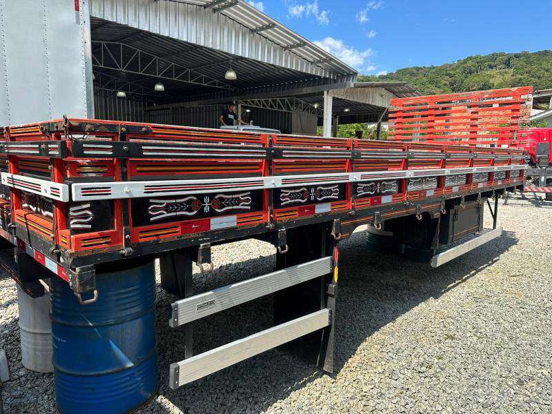 4TRUCK CARGA SECA 2022 - Foto 5