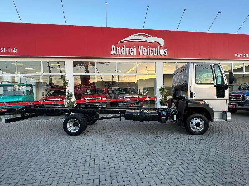 FORD CARGO 2018 - Foto 3