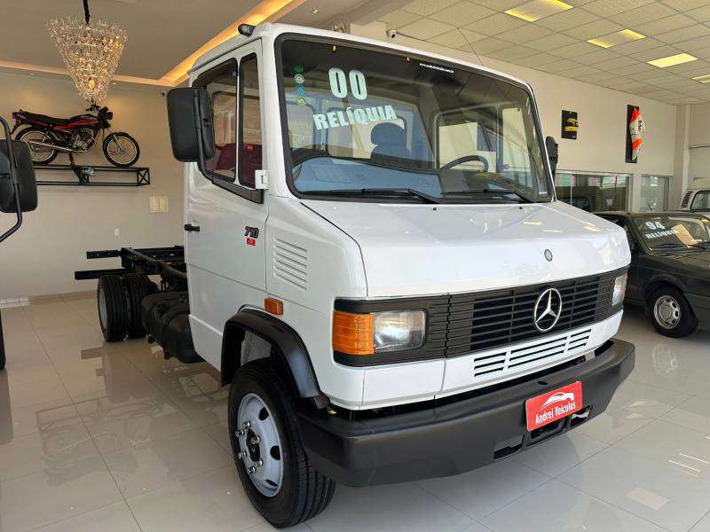 MERCEDES-BENZ 710 2000 - Foto 4