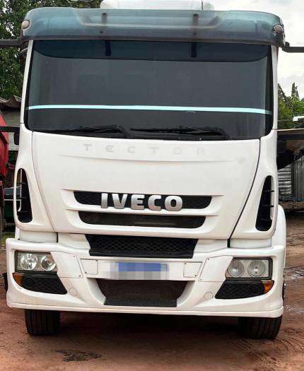 IVECO TECTOR 2011 6X2 - Foto 1