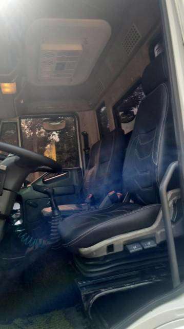 IVECO TECTOR 2011 6X2 - Foto 2