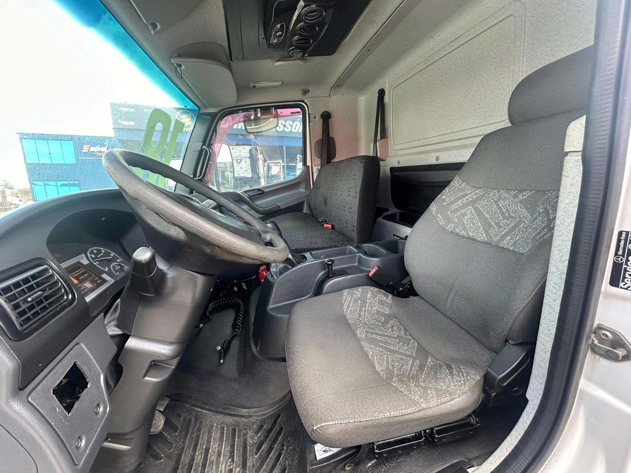MERCEDES-BENZ ACCELO 2018 - Foto 6
