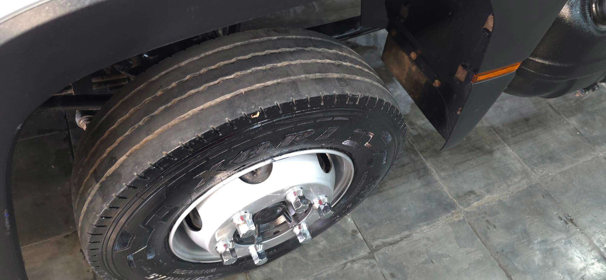 VOLKSWAGEN 11-180 2022 - Foto 5