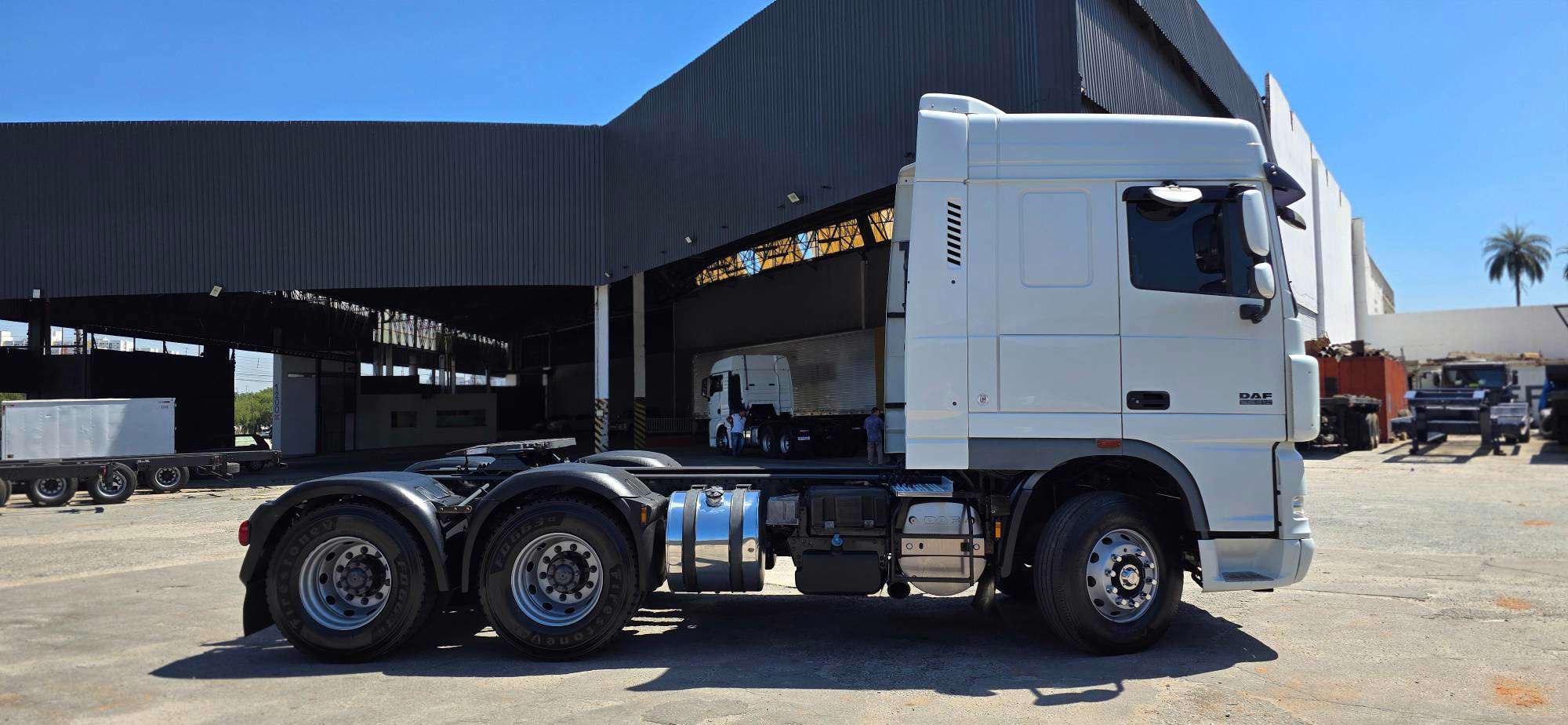DAF XF 105 2019 6X4 - Foto 5