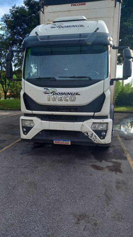 IVECO TECTOR 2022 6X2 - Foto 1
