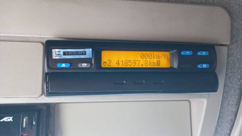 IVECO TECTOR 2014 6X2 - Foto 4