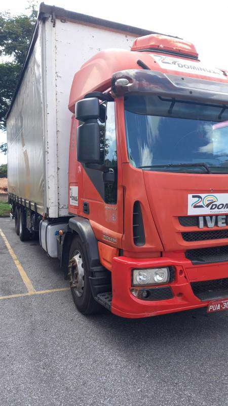 IVECO TECTOR 2014 6X2 - Foto 2