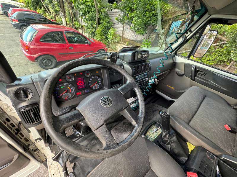 VOLKSWAGEN 9-160 2013 - Foto 5
