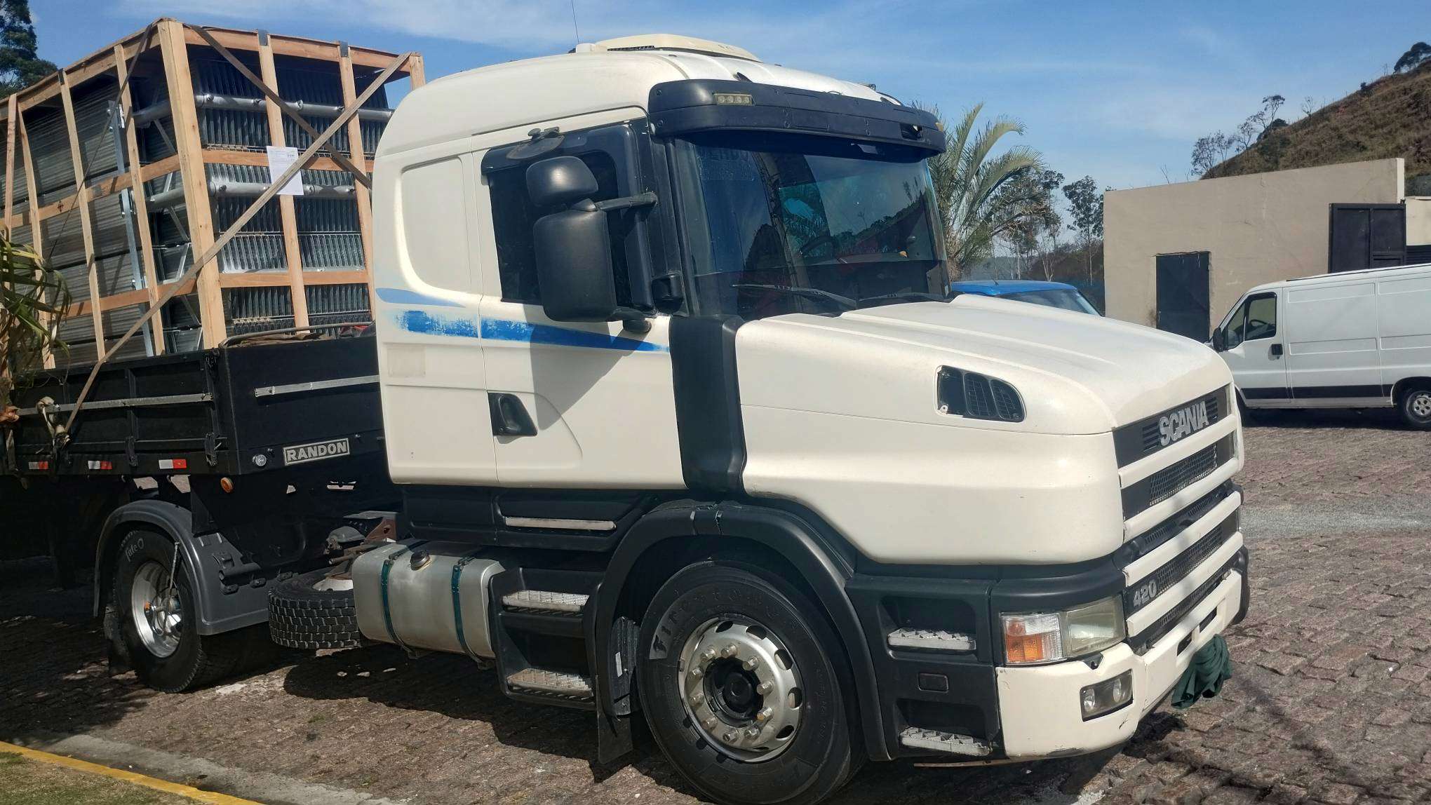 SCANIA T-124 2000 4X2 - Foto 3