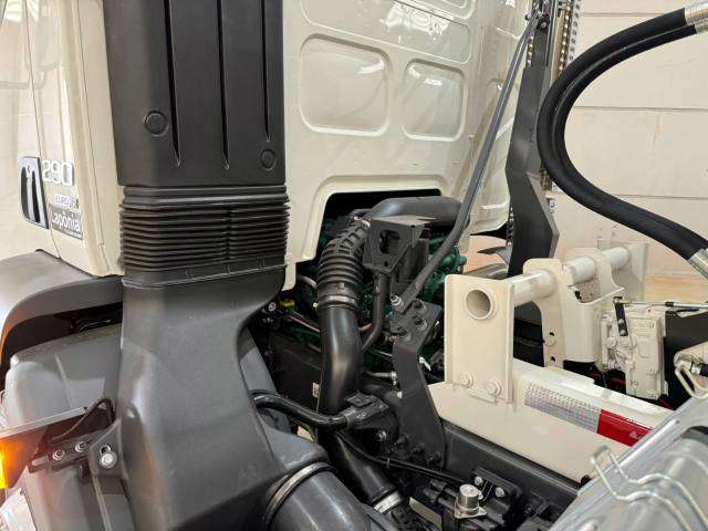 VOLVO VM 290 2025 6X4 - Foto 8