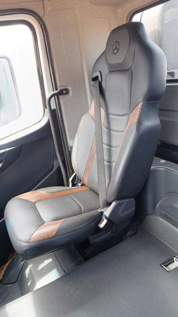 MERCEDES-BENZ AXOR 2023 6X4 - Foto 4