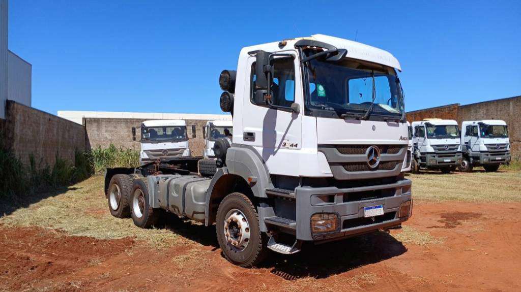MERCEDES-BENZ AXOR 2018 6X4 - Foto 4
