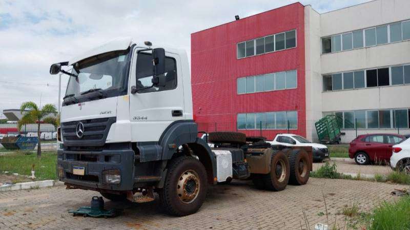 MERCEDES-BENZ AXOR 2021 6X4 - Foto 1
