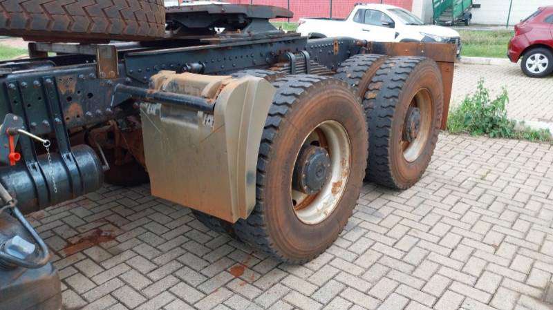 MERCEDES-BENZ AXOR 2021 6X4 - Foto 8