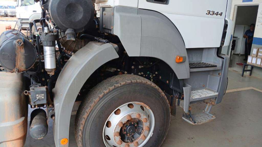 MERCEDES-BENZ AXOR 2018 6X4 - Foto 7