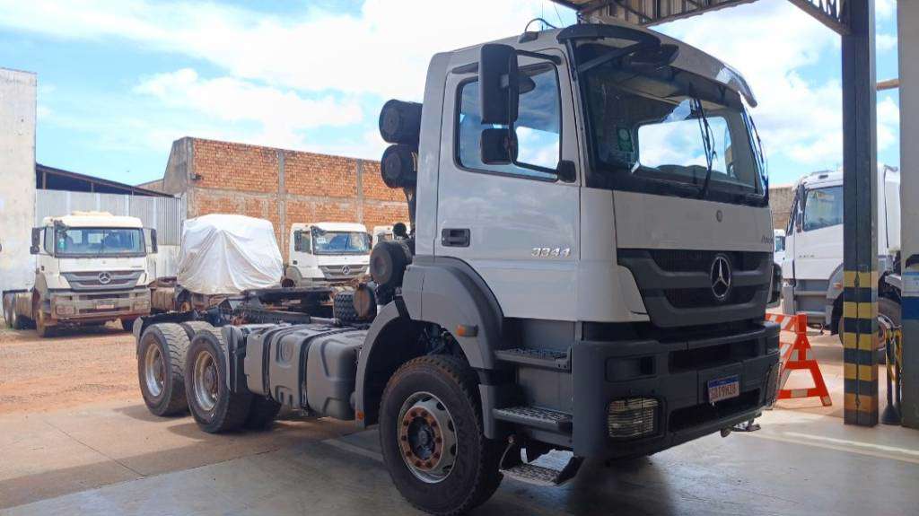 MERCEDES-BENZ AXOR 2019 6X4 - Foto 4