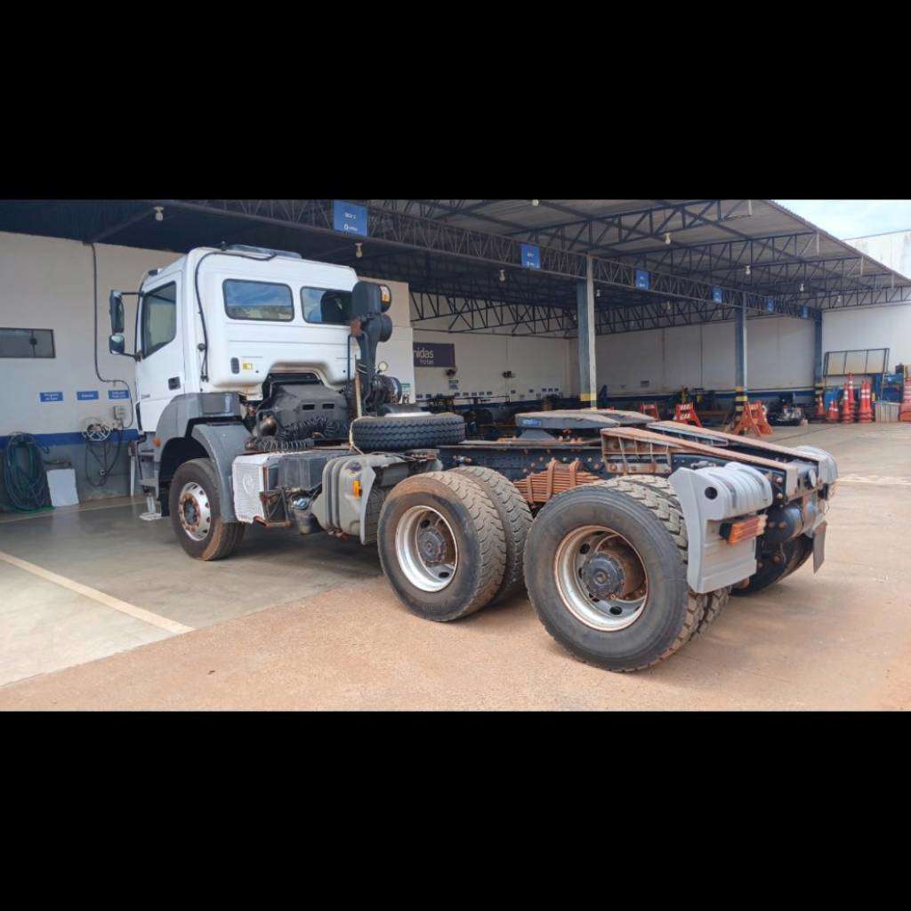 MERCEDES-BENZ AXOR 2019 6X4 - Foto 3