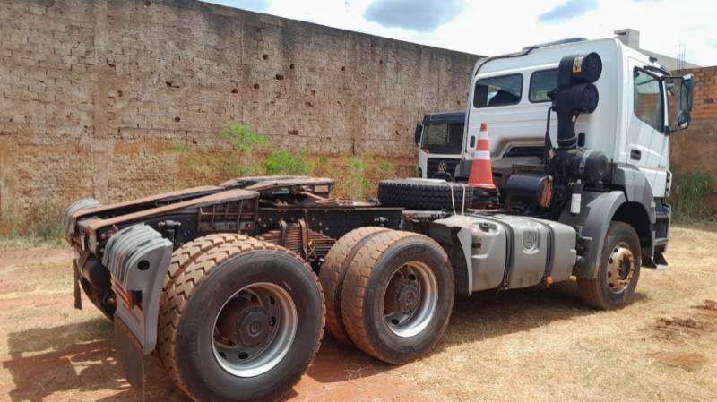 MERCEDES-BENZ AXOR 2020 6X4 - Foto 3