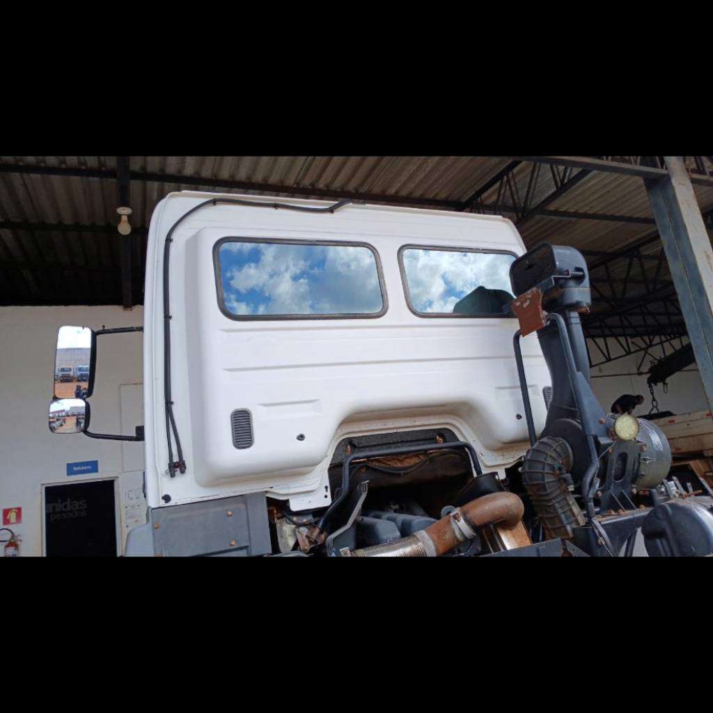 MERCEDES-BENZ AXOR 2018 6X4 - Foto 6
