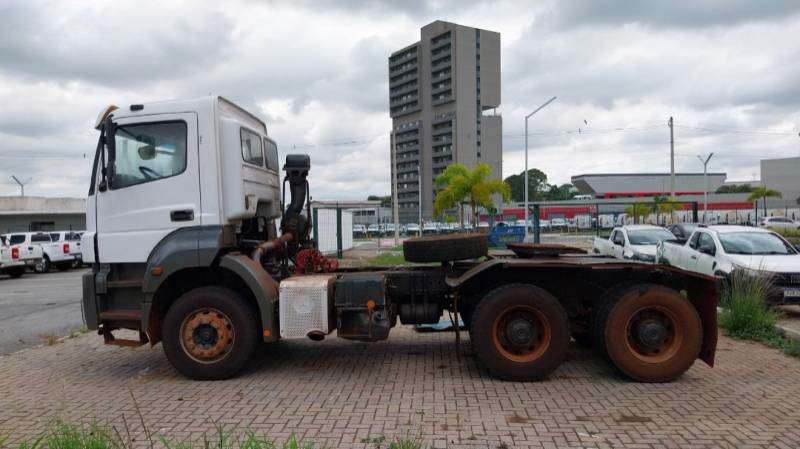 MERCEDES-BENZ AXOR 2021 6X4 - Foto 2