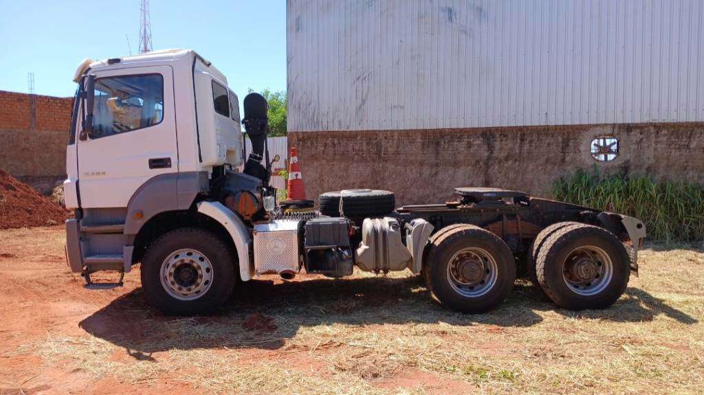 MERCEDES-BENZ AXOR 2018 6X4 - Foto 2
