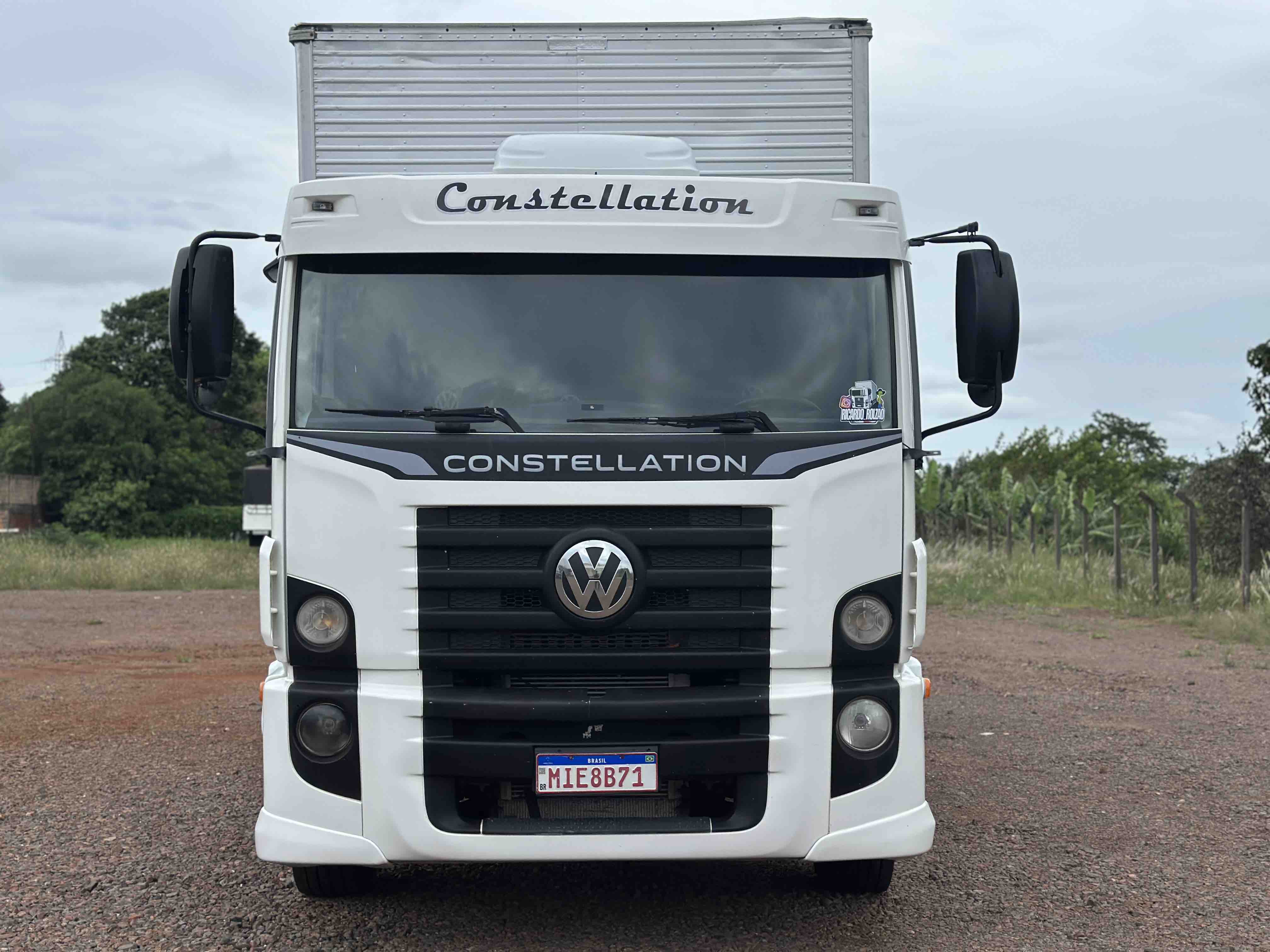 VOLKSWAGEN 17-250 2011 - Foto 1
