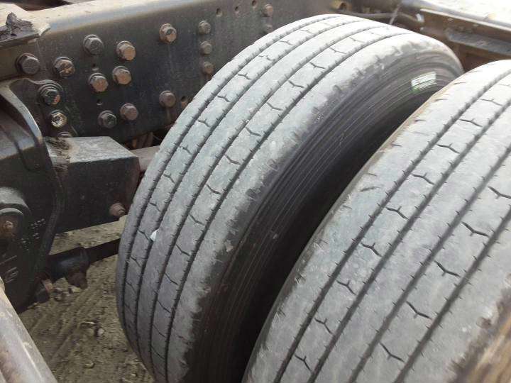 VOLKSWAGEN 25-420 2022 6X2 - Foto 5