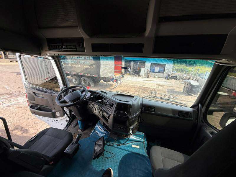 VOLVO FH-520 2010 6X4 - Foto 3
