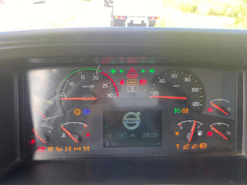 VOLVO FH-520 2011 6X4 - Foto 8
