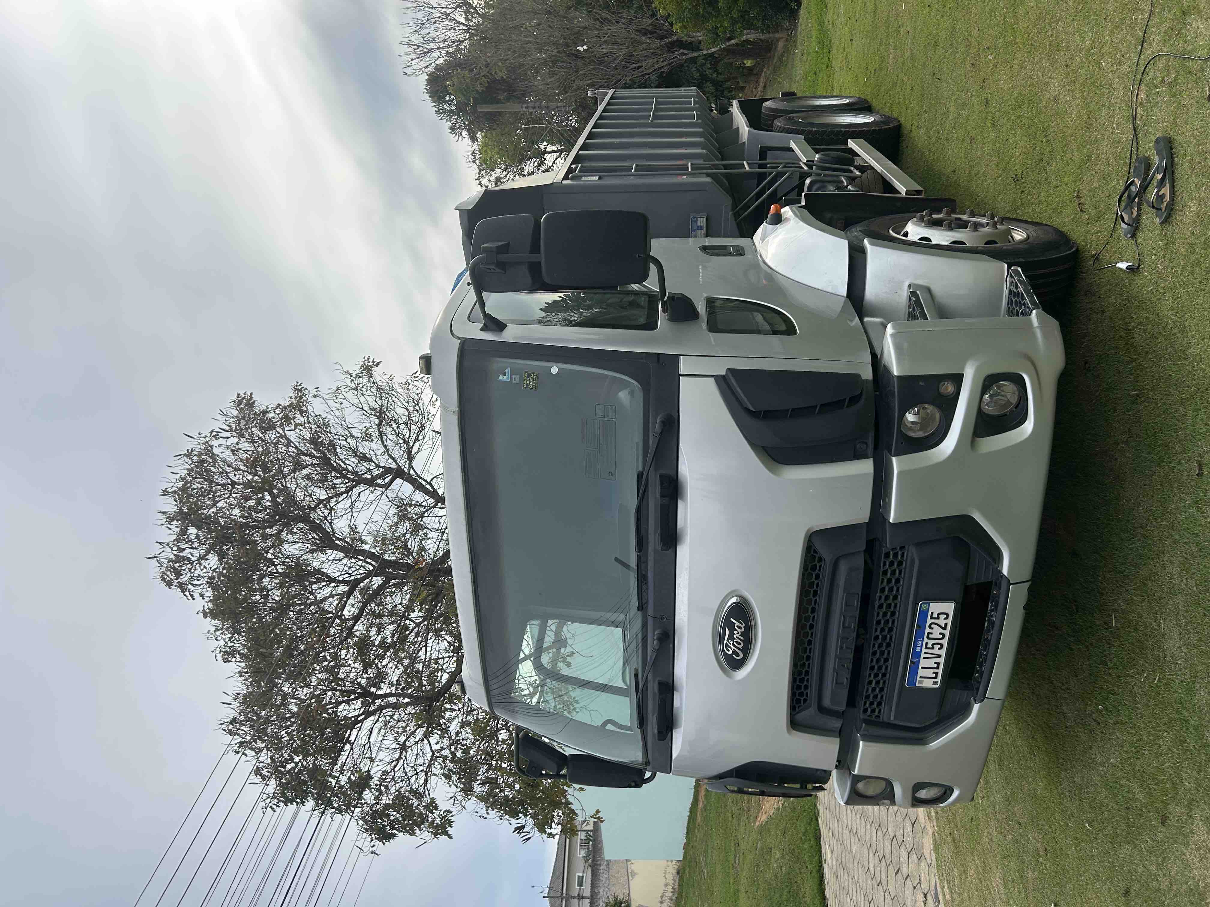 FORD CARGO 2013 6X2 - Foto 1