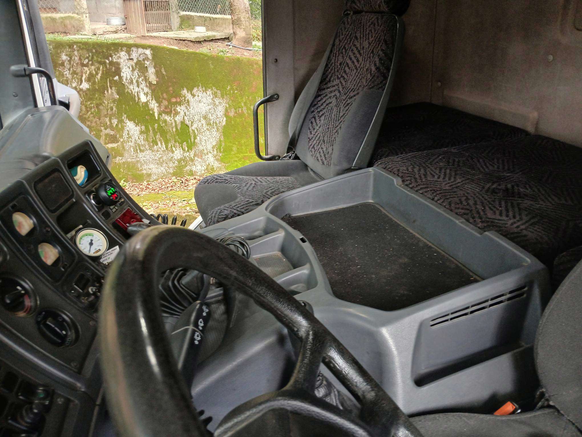 SCANIA P-94 2000 6X2 - Foto 8