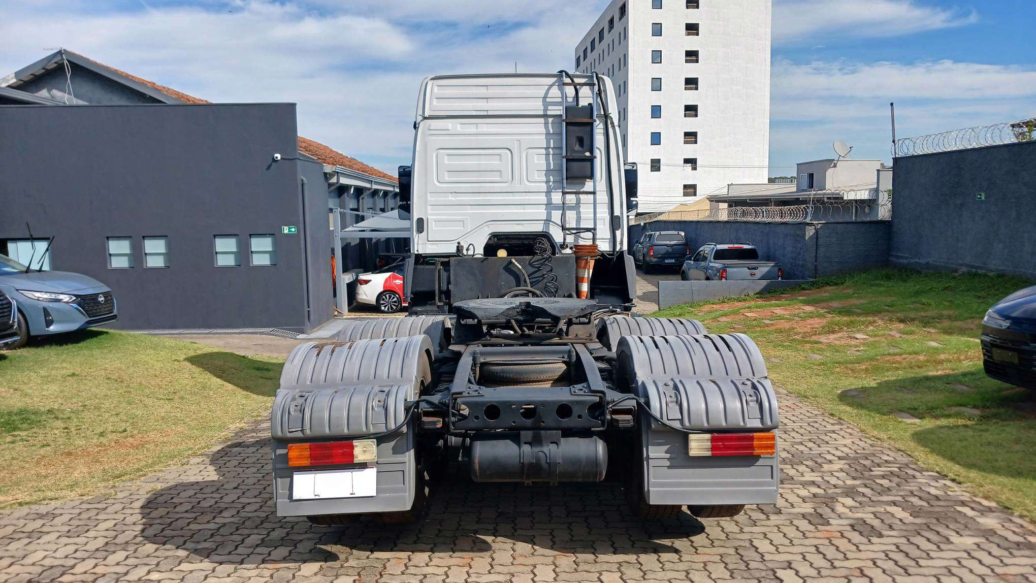 MERCEDES-BENZ AXOR 2008 6X2 - Foto 6