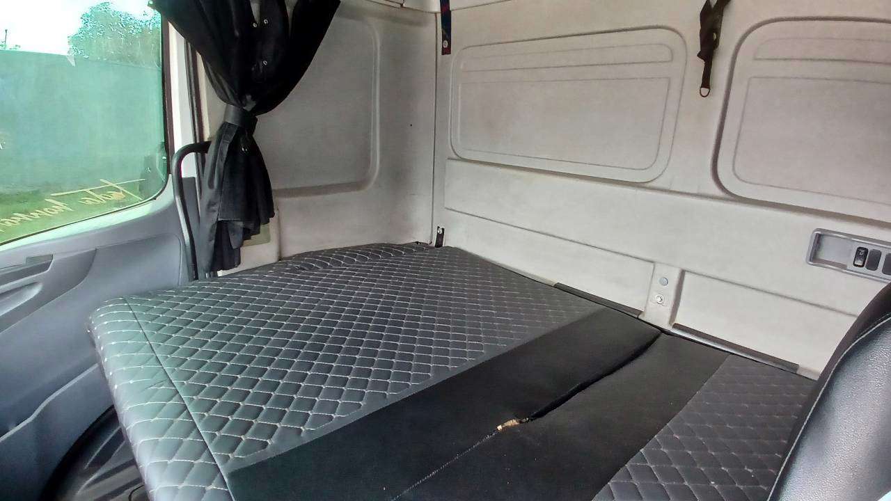 MERCEDES-BENZ AXOR 2008 6X2 - Foto 8