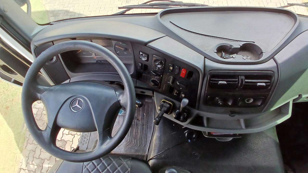 MERCEDES-BENZ AXOR 2008 6X2 - Foto 7