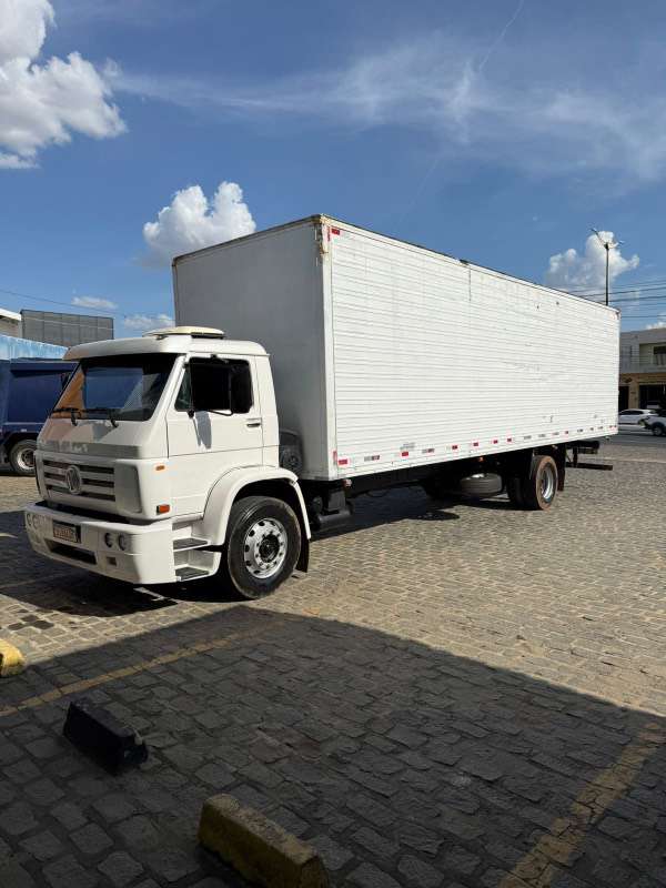 VOLKSWAGEN 15-180 2002 - Foto 3