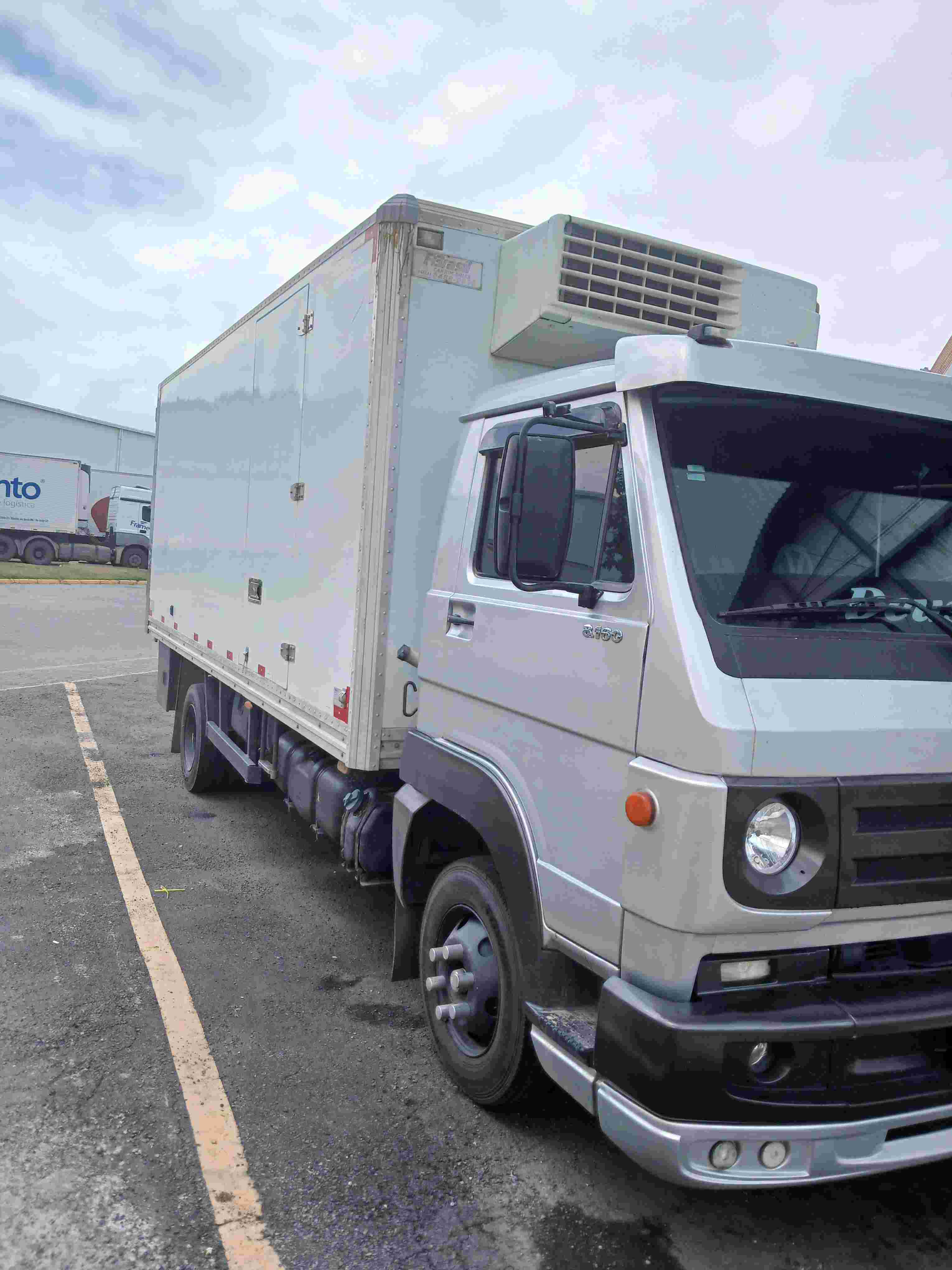 VOLKSWAGEN 10-160 2013 - Foto 5